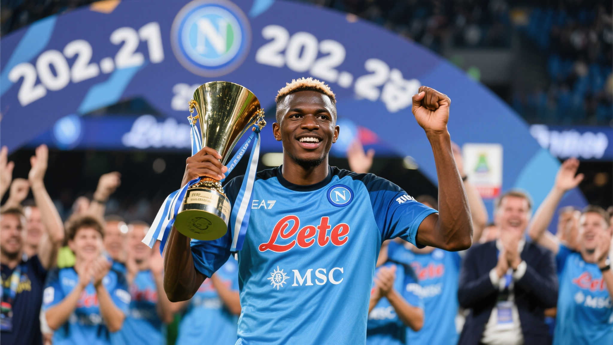 加拉塔萨雷豪掷1800万欧年薪追逐奥斯梅恩，静候至7月10日定夺