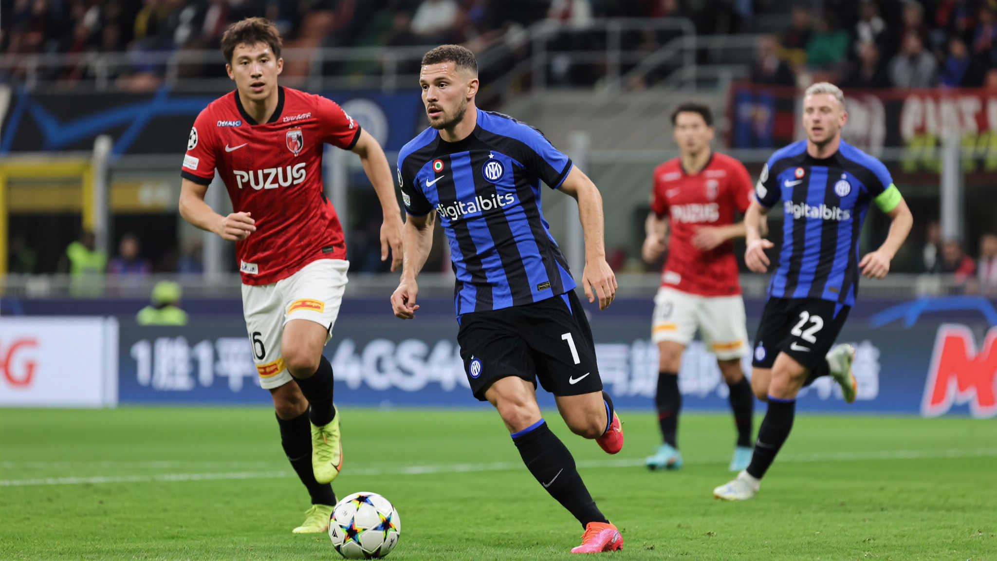 国际米兰力克浦和红钻 1胜1平积4分登顶积分榜